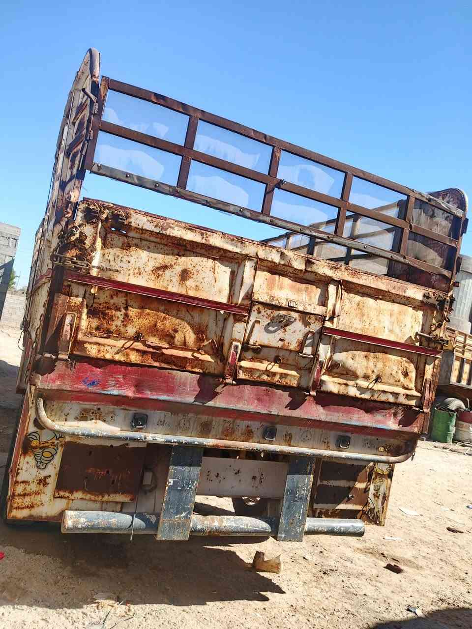 عربانه لبيع دناكير 16رقم تلفون***********
