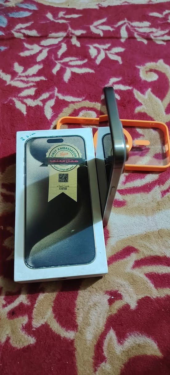 السلام عليكم موبايل للبيع ايفون15 برو ماكس ذاكرته 256 بطاريته 85 دبل شريحه نظافته 100% ملحقاته كامله سعر 1,100 وبي مجال عنوان بغداد الشعب الاستفسار على هذا الرقم ***********
