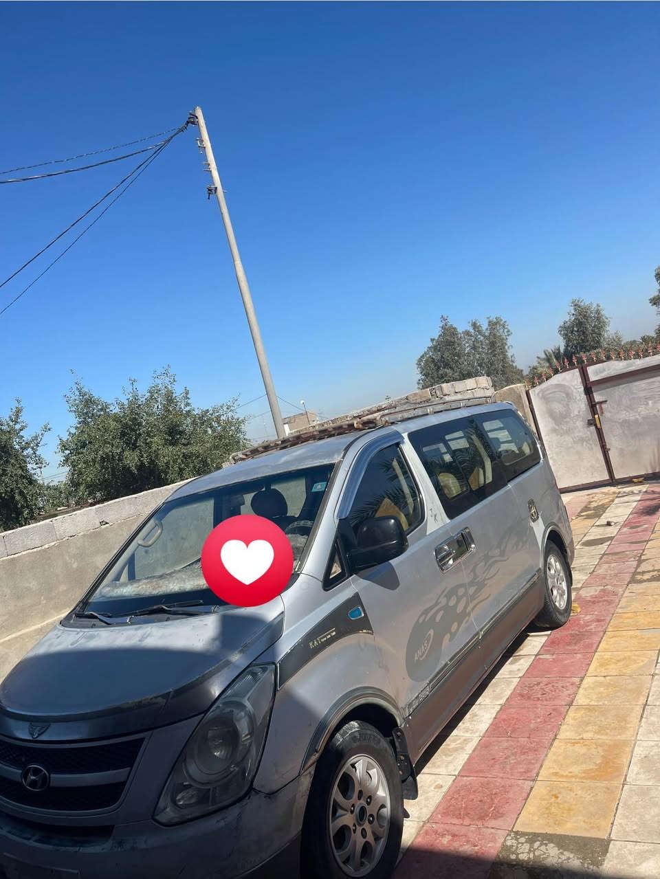 ستاركس ٢٠٠٩ للبيع مفتوح كير عادي سياره مكفوله  سياره جاهزه محرك كير حداديه تخم تاير كله جديده سياره رقم نجف باسمي سنويه هزه كله جديد باسمي رقمي ***********
