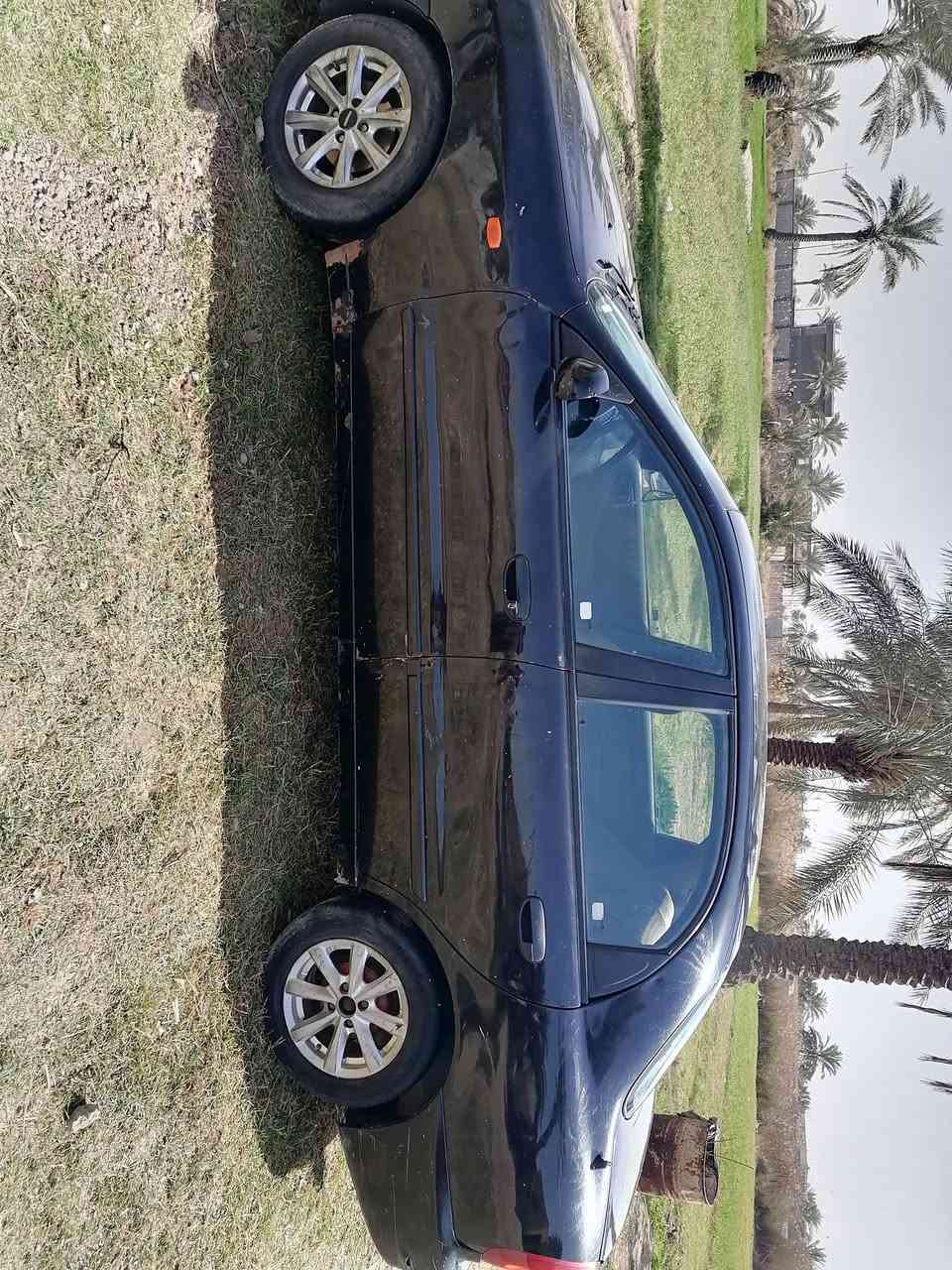 السلام عليكم سياره دايو لانوس ٢٠٠١ رقم بغداد مشروع وطني مكفول من ضربه اوصبغ محرك وكير وكهربايات خير من الله سنويه بسمي تنتهي سنه ٢٠٢٨ مكان بغداد اليوسفية *********** السعر ٣٨ وبيهه مجال
