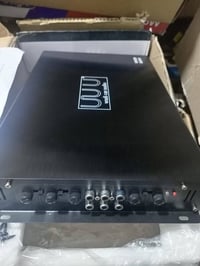 جهاز صوت • اكسسوار سيارة