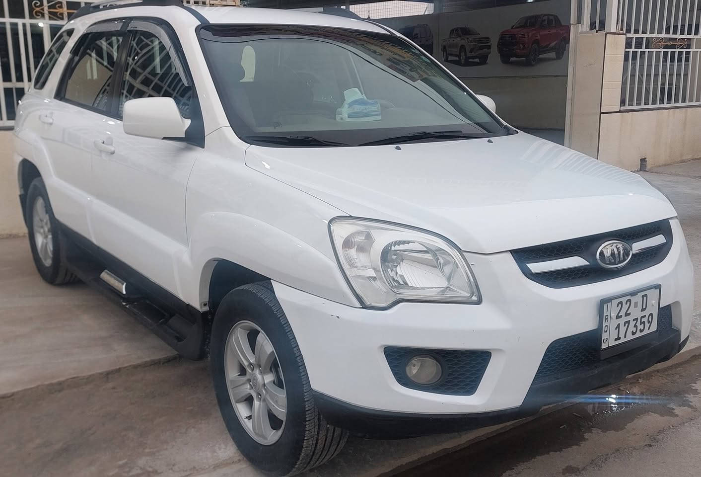 كيا سبورتج ابيض موديل ٢٠١٠ / *********** عنوان موصل تلعفر السعر ١٢٥
