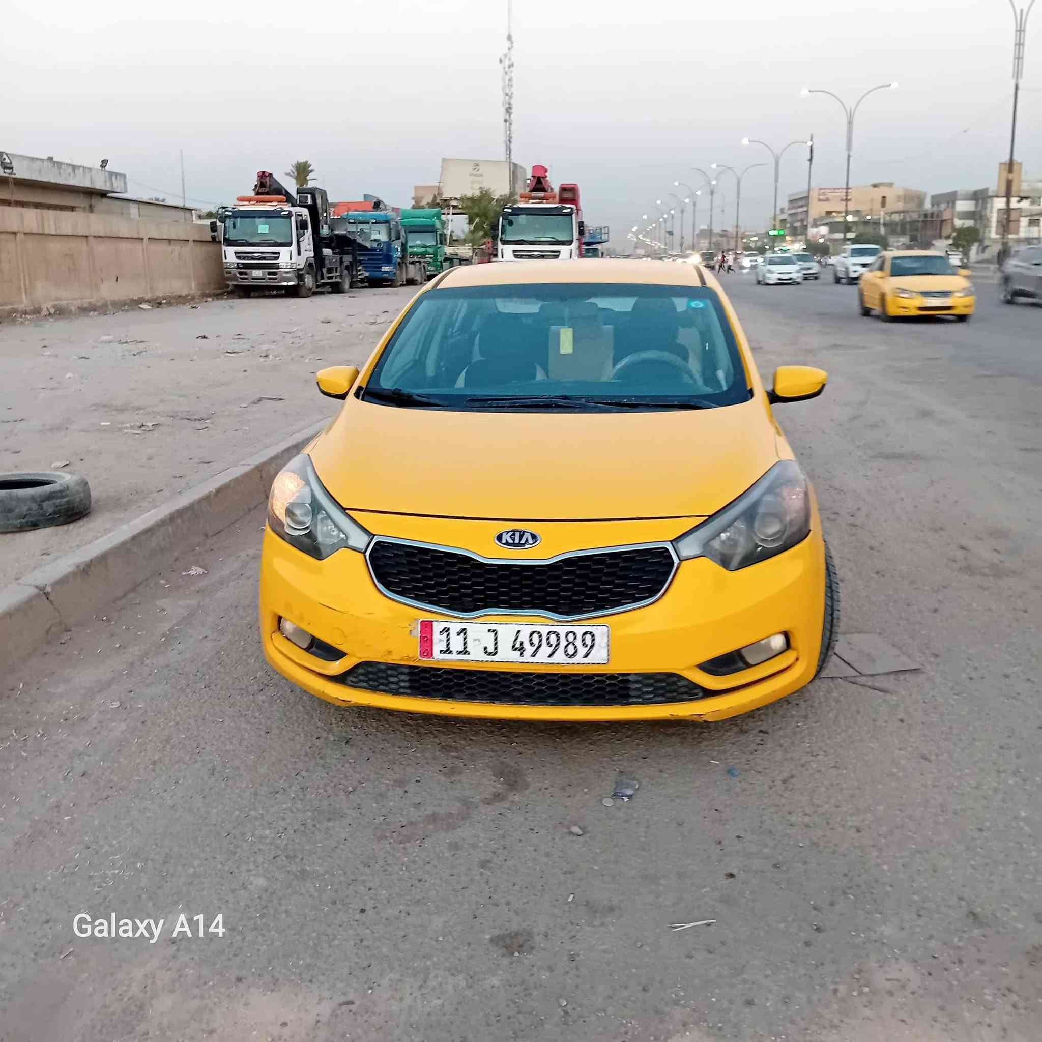 سلام عليكم سياره كيا فورتي موديل ١٤رقمه بغداد انكليزي بأسمي حادثه بالجنطه السعر ٩٥وبيه مجال العنوان حله حي العسكري شارع ٨٠ إتصال على الرقم ***********
