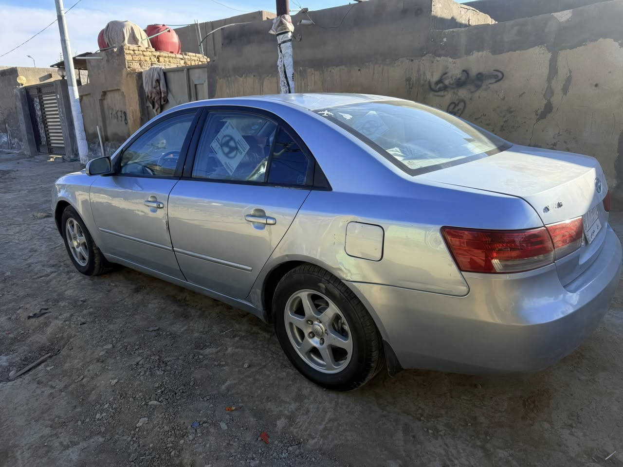 سوناته خليجي 2005 مكينه 2400 غاز بانزين مكفوله من ضربه وتبديل وصبغ بس شويه بدايت البنيد وبارد بل الباب شويه لاتبديل ولاصبغ ولا فتح كهربايات كله شغله تبريد شغال مكينه بيه كفه بصيطه تخم تاير جديد مكان السياره قضاء غماس استفسار السعر 87 وبيه مجال بصيط استفسار ***********
