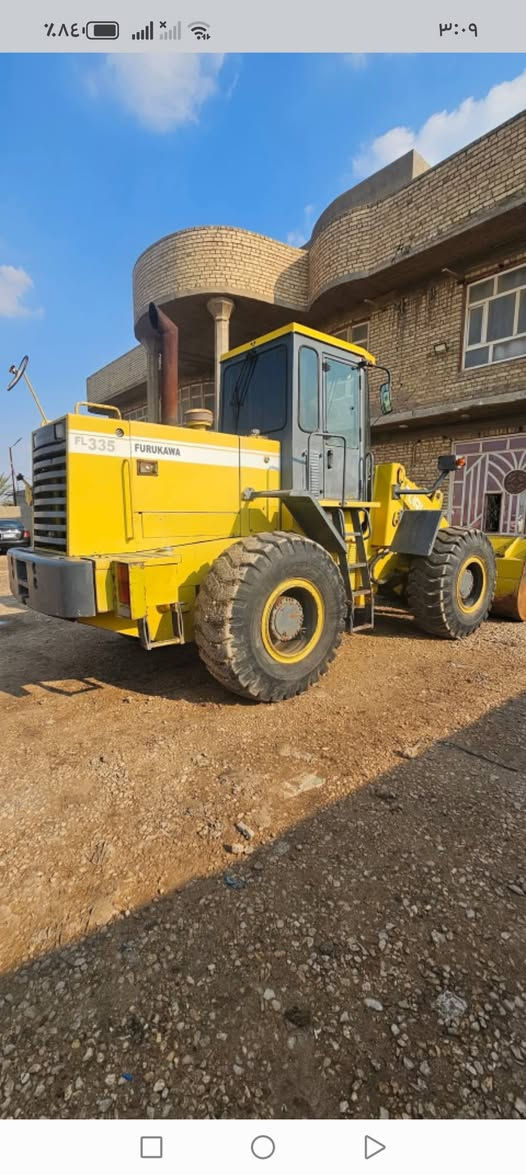 للبيع مكينه فركاوه حجم 335محرك نيسان مكفول كفاله كير ومحرك حداديه شركه موديل 2015العنوان السماوة *********** السعر 275
