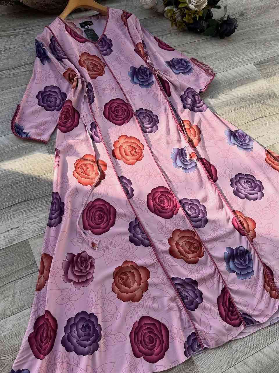 #تكــــــــــرااارر_جمااااال_العيـــــــــد_____وووووصـــــــــــل
#دشداشة كشمير بنعومة فاخرة ✨
لون راقي وتطريز ناعم يبرز الأنوثة بذوق هادئ🌸🦋
قصة مريحة مع شدّة خصر تعطي شكل أنيق ومرتب🐅🙂
القياسات _2xl_3xl_4xl_5xl🙂🤍
#سعـــــــــــــــــــــر15
يوجد توصيل داخل المسيب الفين دينار 
يوجد توصيل محافظات


**إذا كنت صاحب هذا الإعلان وتريد حذفه لأي سبب، رجاءا أرسل رسالة إلى الدعم الفني**