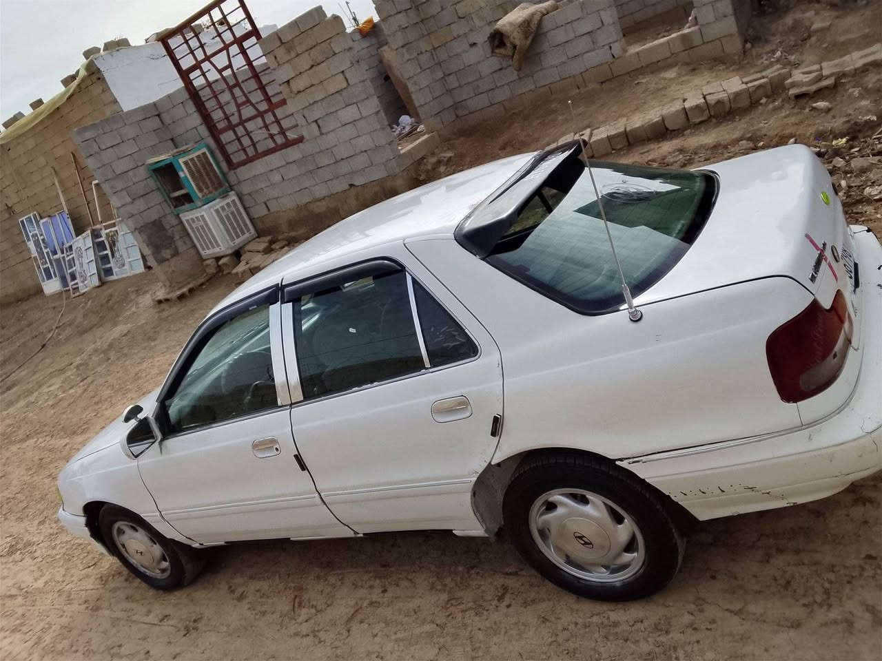 السلام عليكم النتره دمعه موديل 93 رقم انكليزي تحويل مباشر كير ومحرك وصدر جداد كهربائيات كلها شغاله السياره كامله مال جني المكان ديالى الخالص السعر 26 ،،،،، ***********
