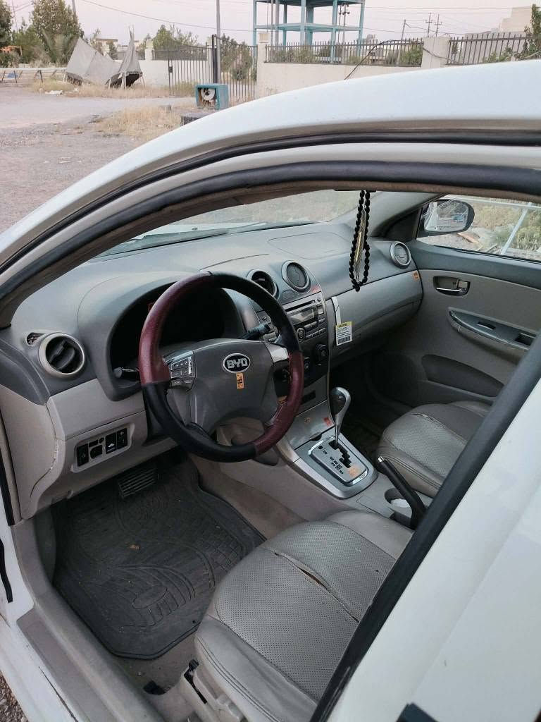 byd g3 2013 full
گێرو مەکینە بیلادی کارەباییات کامل مەزبوت سەنەوی و ئەوەلیات بەشەرت پاکانەی بۆ کراوە
نرخی 30 گەڵا و معامەلەیەکی برایانە 
ژ.م 
***********
*********** رانية, السليمانية
