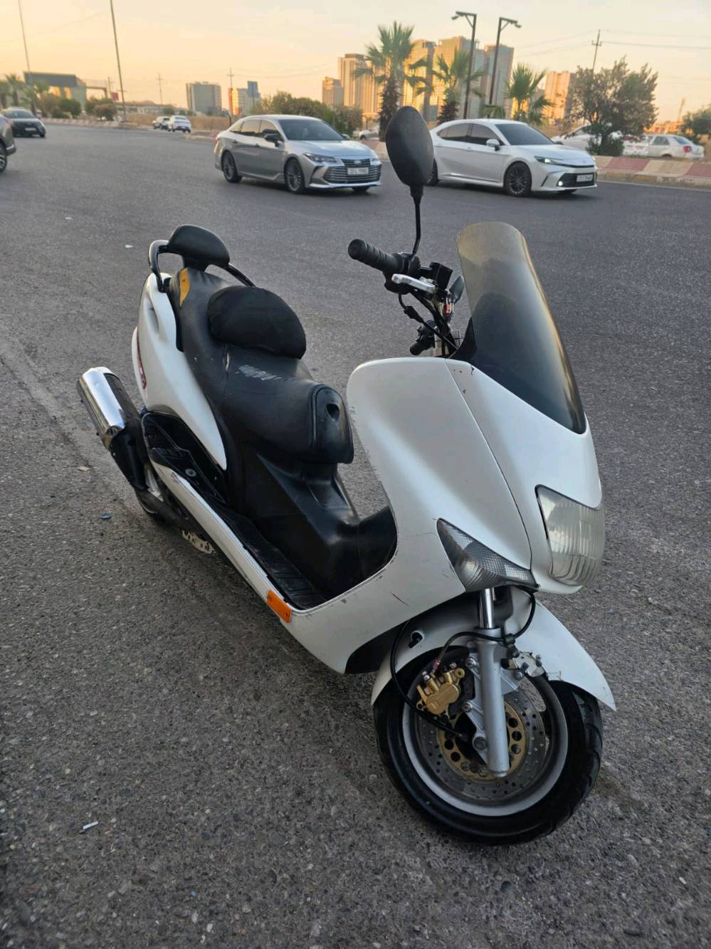 يامها ماجيستي 06 للبيع 350$ وبيه مجال
تسكن بأي منطقة/محافظة بالعراق حتى أضيفها بالوصف؟: 
اربيل