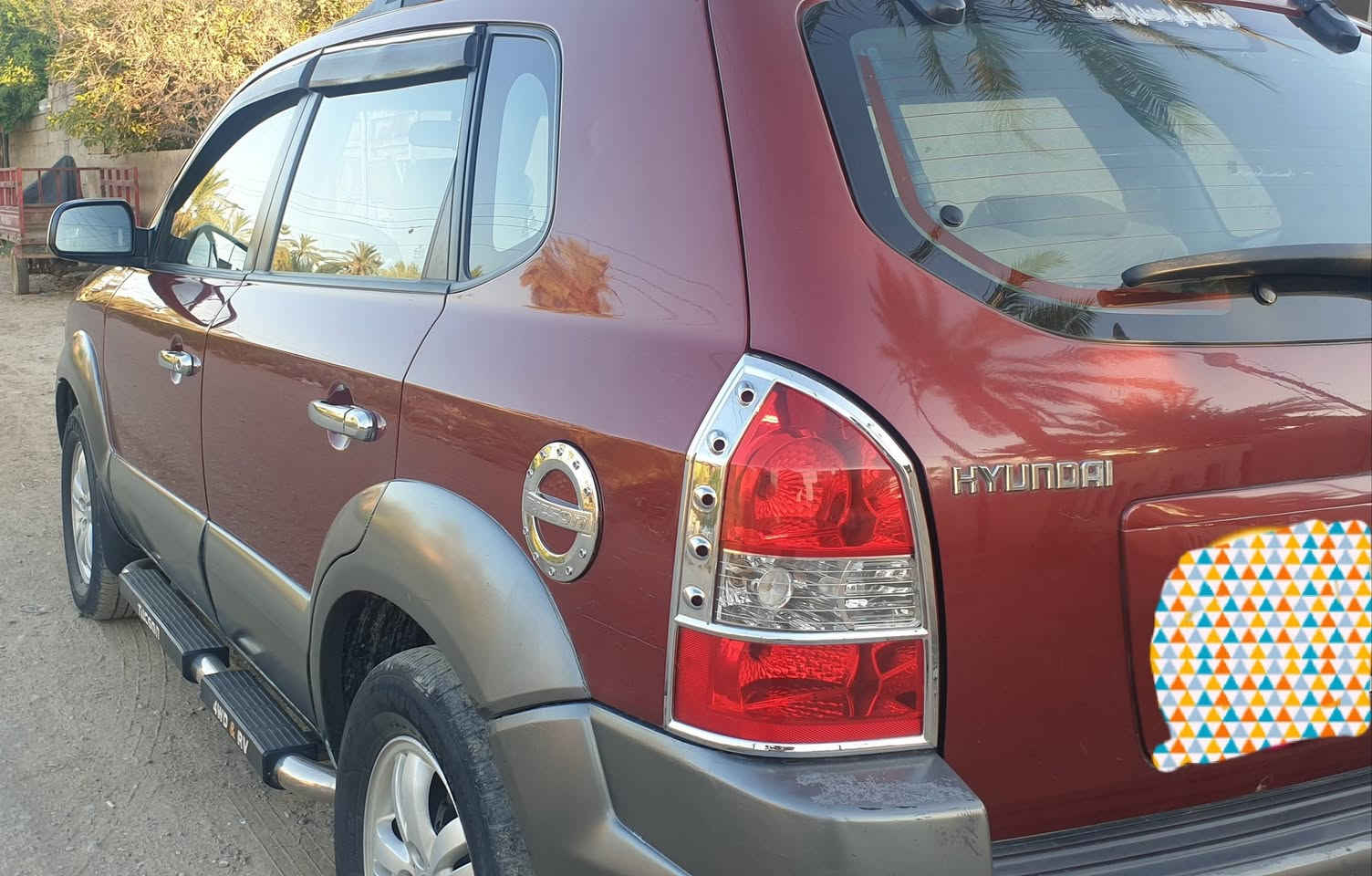 بسم الله وببركة الصلاة والسلام على محمد وال محمد (ص).
توكسان ٢٠٠٩ .
السونار مع الصور 
مابيها اي نقص صدر امامي خلفي جديد تايرات جديدة كل شي بيها شغال 
بأسمي رقم بغداد حرف ب
السنوية لغاية ٢٠٢٦/١٠ السعر ١٠٠$ ورقة وبيهة مجال بسيط للشراي الجاد
(ولا تبخسوا الناس اشيائهم)
غير متواجد عالفيس
مكان السيارة ديالى
***********
