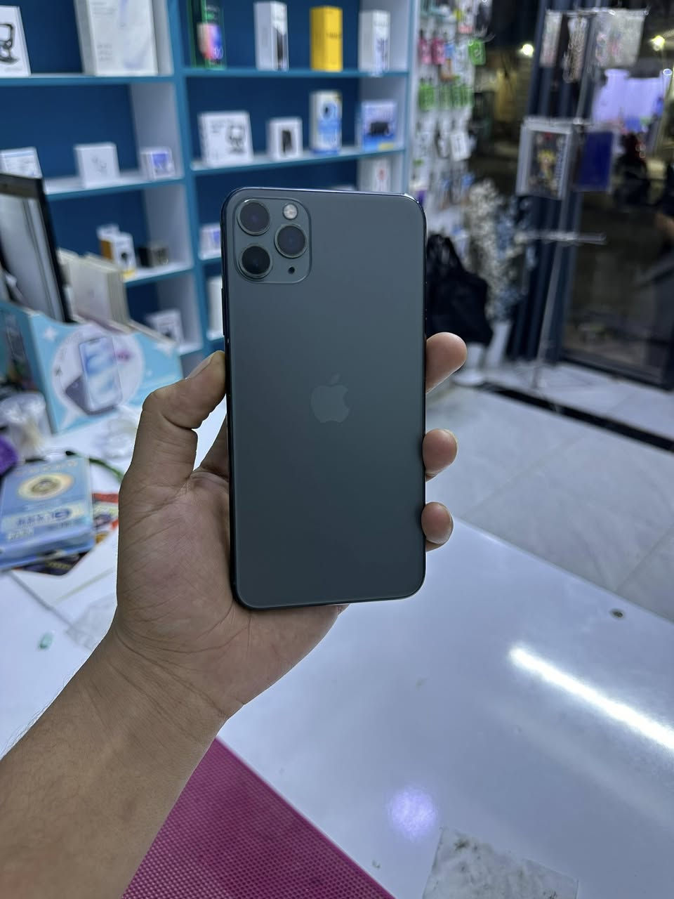 السلام عليكم ايفون 11 برو ماكس امريكي مبدل شاشه ذاكره 256
بطاريه 93 

الحله ثوره ***********
