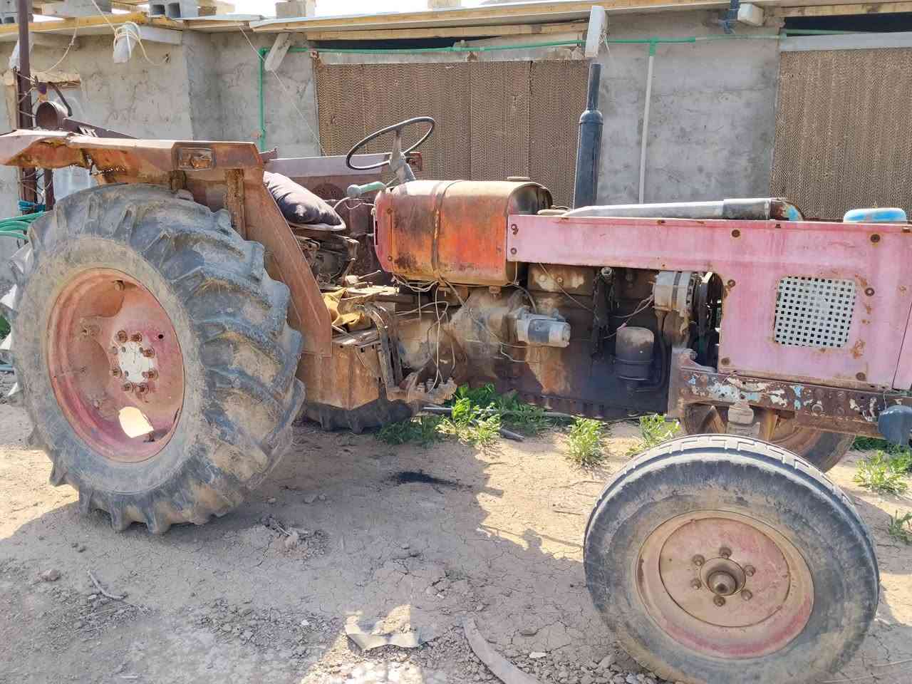 السلام عليكم عنتر مع عربانة للبيع شغالة بدون ارقام السعر 3ملايين المكان بغداد ***********
