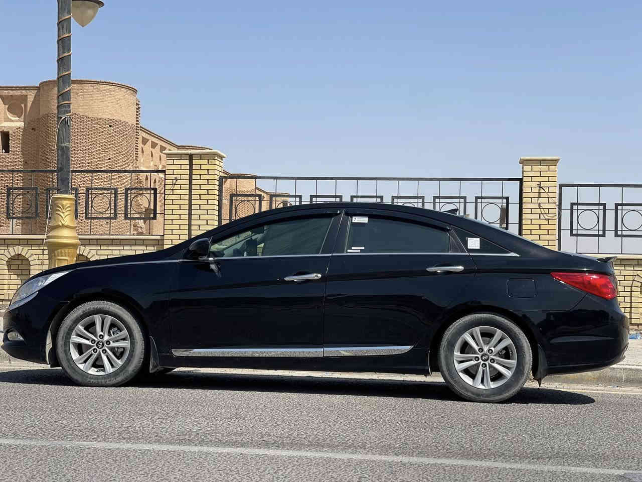 سوناتا 2013 وارد امريكي   بيه سونار فقط قطعتين  كله ليبل واحد  محرك جديد  مكان السيارة سامراء 
سعرها 110 بيه مجال 
***********
