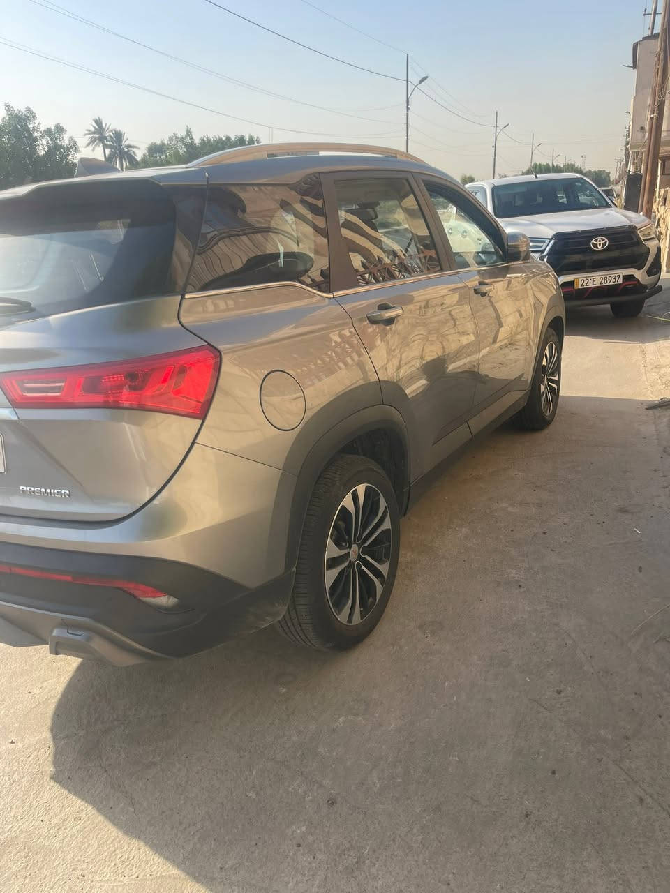 شوفر موديل 23 رقم اربيل للبيع مكانها رمادي بدون ضربه السعر 165 ورقه ***********
