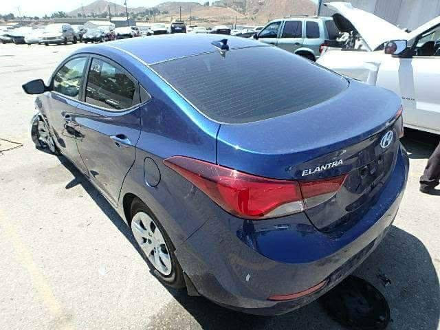 2016 امريكي كير مكينه كفالة حادثها كما موضح بالصور دعامية وطخة خفيفة بالجاملغ راجعة ع البارد بدون صبغ السيارة كلين خير من الله حدادية صدر تخم تاير ويل عادي تبريد ثلج تحكم جهة وحدة تحويل ثاني يوم مكان السيارة بابل ***********
