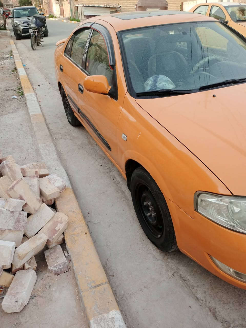 من رخصت مدير لكروب لمحترم نيسان سني للبيع فقط سياره كفاله جديده جاهزه محرك كير صدرين كهربائيات سياره ناعمه وحلوه كبل للشارع مال جناي دوشمه كاعيه جاهز ماكو اي نقص بس كمبريسر تبريد كلشي مذكور تفاصيل اكثر تصال بل رقم رقم بغداد نكليزي تحويل ثاني يوم مصفره هيه ومرور مشروع وطني عنوان بغداد تصال ***********
