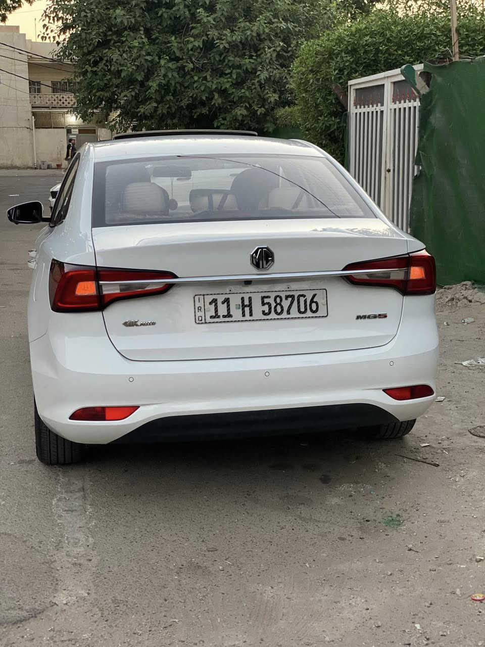 السلام عليكم mg5 للبيع السيارة اعلى فئة فوول
سنة الصنع 2022 السيارة ماشية ٢٩٥٠٠ سيارة مكفولة 
 كلش مرتبة ونضيفة ووجبة سنة ٢٠٢٢  الفول معروفة بقوتها  ومماشية السيارة بعدها بضمان الشركة وقبل اسبوع بدلت دهن السعر ١٠٧ وبيها مجال للاستفسار
***********

