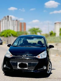 هيونداي 2020 خليجي  ماشية 20 الف بدون صبغ  ولا بارد كفالة عامة السعر 9...