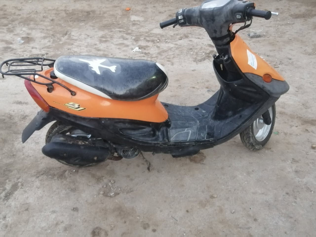 بيجي مفتوحه فقط بستم ناعمه خير من الله نقصه فقط دكمه مال سلف وهورن ولايت امامي  كفراته بلاد دراجه وضعيت البلاد 
سعره 275 بيه مجال حك نواقصه 
ستفسار خاص


**إذا كنت صاحب هذا الإعلان وتريد حذفه لأي سبب، رجاءا أرسل رسالة إلى الدعم الفني**