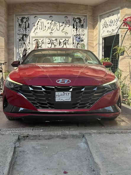 السلام عليكم النترا 23 امريكي حادثه بس ربع بنيد ونفسه راجع سياره باسمي دخول جديد فول مواصفات عده الفتحه شاشه متصله بصمه ردرات امامي وخلفي  وجانبي محرك 2000 دوش المرغوب داخل رصاصي بدوون ايرباك ويل كب 
الرقم ***********
***********
