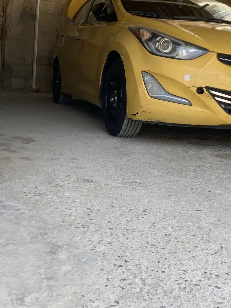 سلام عليكم النتره البيع الفين 2015سياره خير من الله تبريد تدفه كله شغال تخم تاير جديد كلشي جديد سياره امريكي مابيهه حادث كلين سياره من سبغ ول المعجون وين ماتريد وديهه مكان سياره بغداد رقم الهاتف***********سعر السيارة 110وبيه مجال بصيط الطيبين مكان سياره بغداد الأمين الثانيه
