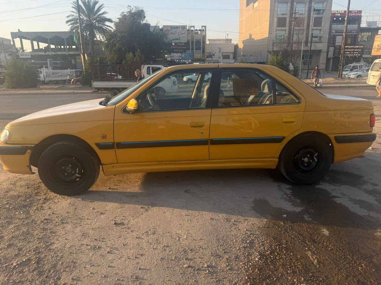 سلام عليكم بيجو بارص 2015للبيع فقط
كير مكينه صدر امامي خلفي جديد 
تخم تاير جديد 
باتري جديد 
كهربائيات كلها شغاله 
تبريد نقص غاز .بيها بارد بل جاملغ الخلفي 
مصفرا هيئة ومرور بسمي تحويل مباشر ورقم انكليزي 
السعر 40وبيها مجال حك الجيه رقم ***********
