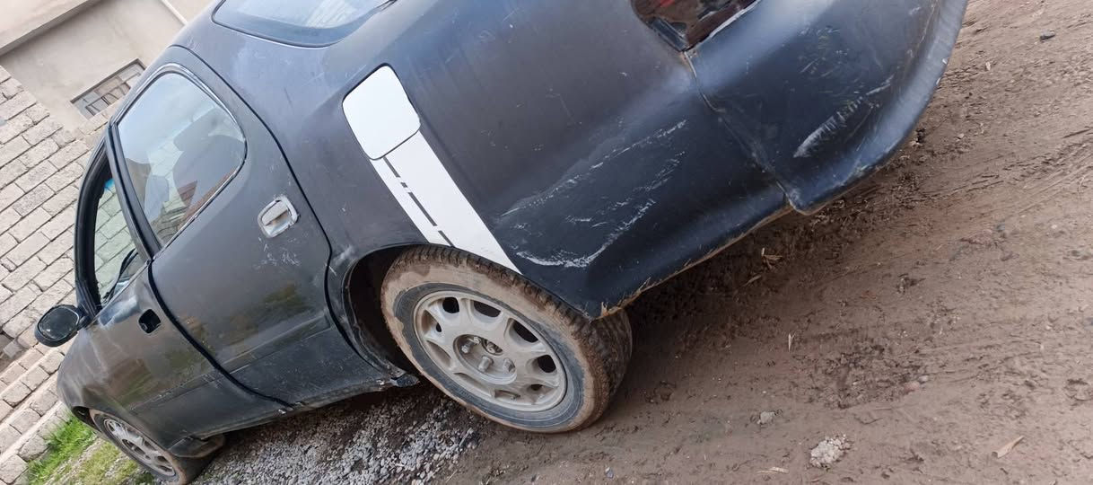 السلام عليكم
للبيع كريستا ما مسجله 
كير ومحرك ونجي السعر 9 وبيها مجال 
للاستفسار 
***********
***********
