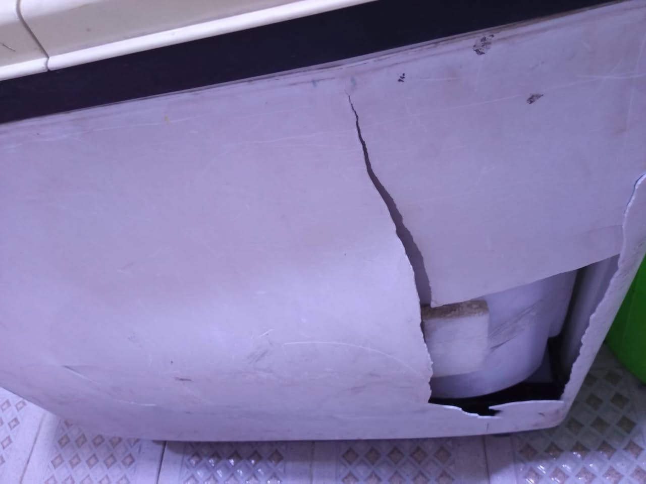 غسالة شرط شغل تنشيف وغسل+باسكل سعرهن 50 وبيهن مجال عنوان شط العرب الجزيره


**إذا كنت صاحب هذا الإعلان وتريد حذفه لأي سبب، رجاءا أرسل رسالة إلى الدعم الفني**