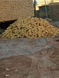 يوجد طابوق الاصلاح قالب ولون وركن بيها زياده 250 07844964331