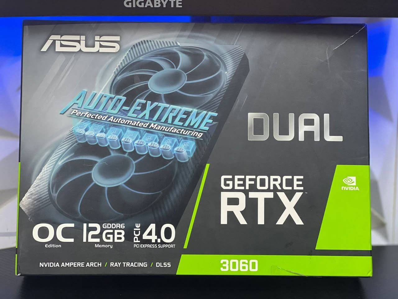 للبيع تجميعة PC قوية + كراتين القطع 🔥
تجميعة نظيفة جداً واستعمال شخصي، 
مناسبة للألعاب الثقيلة والبث.
🖥 المواصفات:
🔹 المعالج: Ryzen 5 5600X
🔹 كرت الشاشة: RTX 3060 ASUS
🔹 المذربورد: ASRock Gaming K4
🔹 الرام: 16GB XPG RGB 3200MHz
🔹 التخزين:
SSD WD 512GB
M.2 128GB
🔹 الباور: 500W Xigmatek
🔹 الكيس: Xigmatek 4 Fans
🔹 المبرد: Antec هوائي
الجهاز نظيف جداً وما بيه أي عطل.
📦 القطع موجودة كراتينها الأصلية مثل ما موضح بالصور.
🎁 هدايا مع التجميعة:
⌨️ كيبورد ميكانيكي عدد 2 (Blue Switch + Brown Switch)
❄️ مبرد M.2 ORICO
🤍 Kit كيبلات أبيض كامل
السعر 880 ألف 
الموقع الموصل
توصيل متوفر ان شاء الله


**إذا كنت صاحب هذا الإعلان وتريد حذفه لأي سبب، رجاءا أرسل رسالة إلى الدعم الفني**