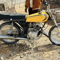 دراجه البيع هذا شكل ٠٧٨١٣٤١٢٩٢٦ عمود ٩٤٧ عوزه بس تجفينه  كله جديد شادل...