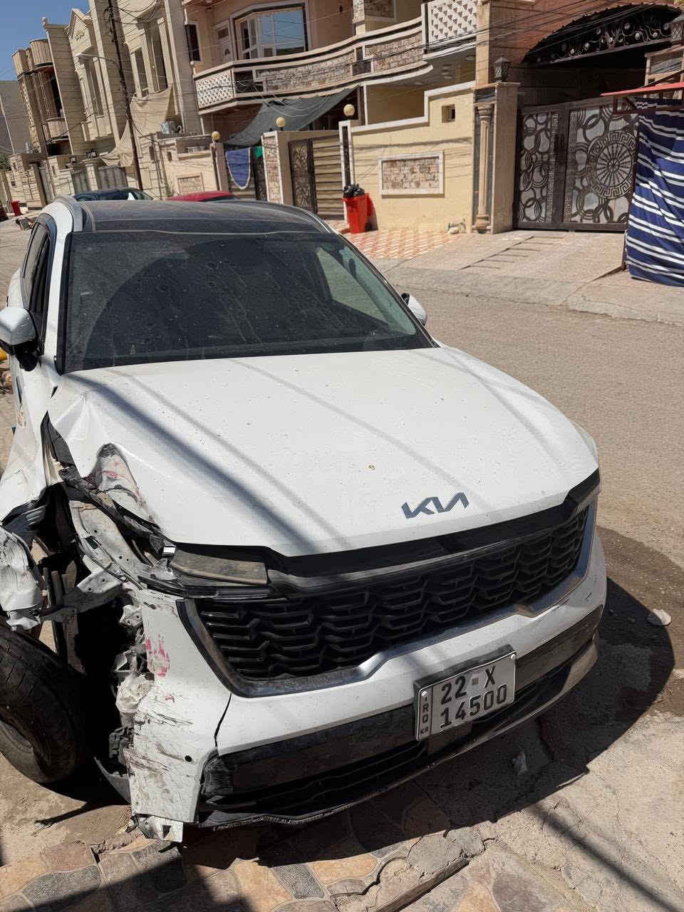 سورنتو 2025 خليجي للبيع 

المسافة 17 الف 
المواصفات 
بانوراما 
بصمه 
كشنات جلد تدفئه تبريد 
كير ماوس 
4 انضمة قيادة 
حساسات اماميه خلفيه 
كامرتين 
ويل حجم 19 
مانع انزلاق 
نضام نزول منحدرات 

للاستفسار / ***********
