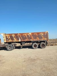 شاحنة • للبيع