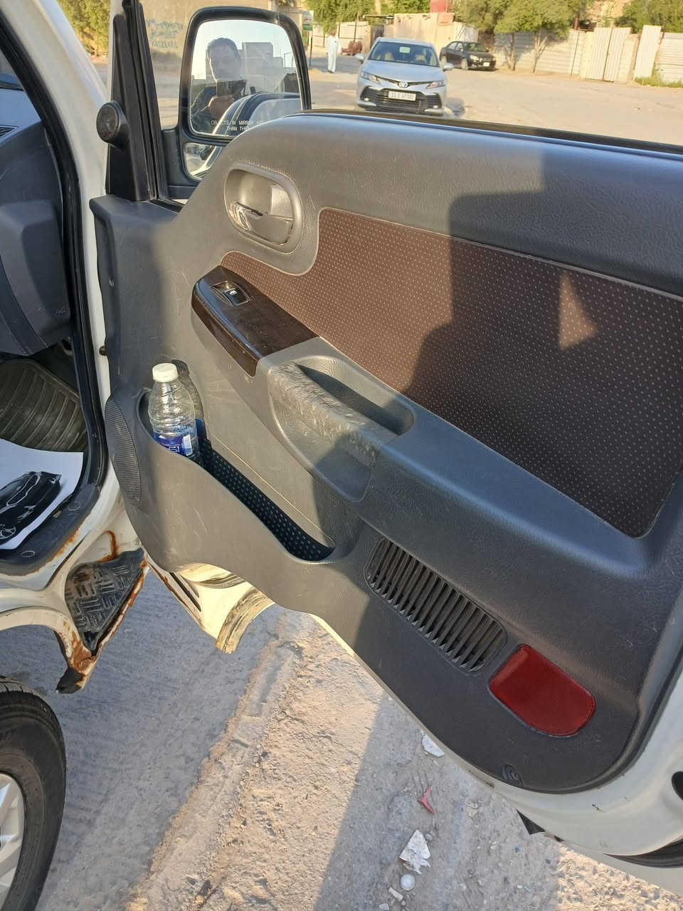 للبيع فقط. 
كيا ٢٧٠٠ رقم كربلاء بلاديه لا صبغ ولا معجون مكفوله عده خياس بلدوسه وطخه بقبق البنيدموديل ٢٠١٦ تخم تاير جديد باتري جديد السعر ١٠٨ العنوان بغداد المحموديه ***********
