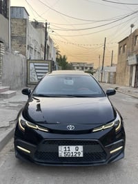 للبيع كورلا ياباني اصلي فئه se مكينه 2.0 السياره فول الفول اخوان تختلف...