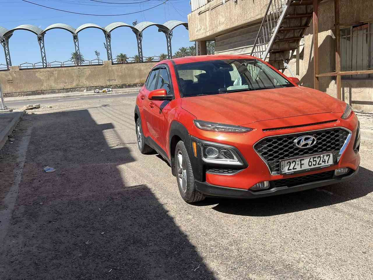 السلام عليكم
للبيع هونداوي كونا موديل ٢٠١٩ وارد امريكي 
محرك ٢٠٠٠ دوش  كير اي تي 
شاشة كبيرة وشاشة اعطال 
توقف ذاتي 
مانع انزلاق 
نظام قيادة سبورت وعادي 
ماشيه ٩٥ mi
بيها جراد بالبيبان اثين
حادثها بنيد وجاملغ حادثها مو قوي وموجدة صور الحادث 
سيارة محركها  وكير وحدادية وتبريد كل نقص ما بيها 
السعر ١١٧ مكان السيارة بغداد الزعفرانية 
تليفون ***********
