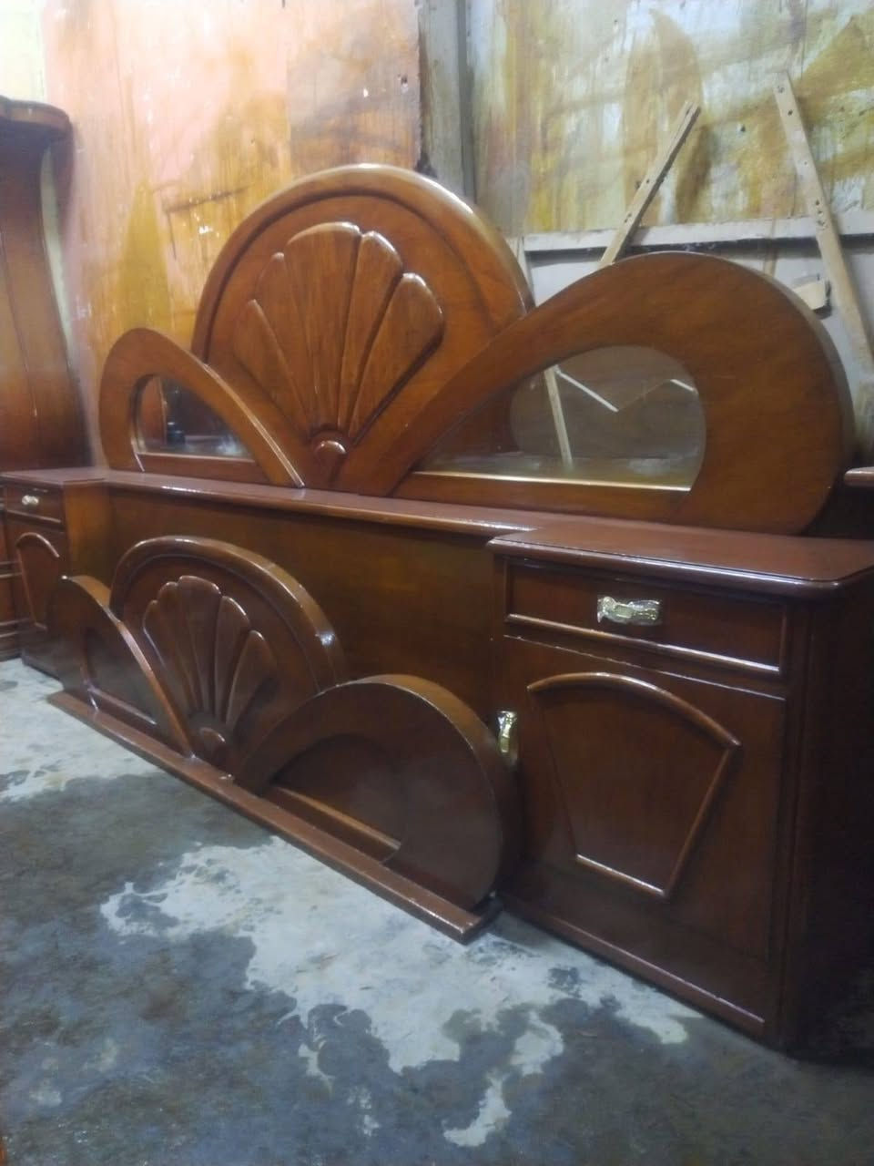 غرفه 6 باب ملحق صاج داخل وخارج مستعمل نظيف بغداد الأمين الثانية ***********
