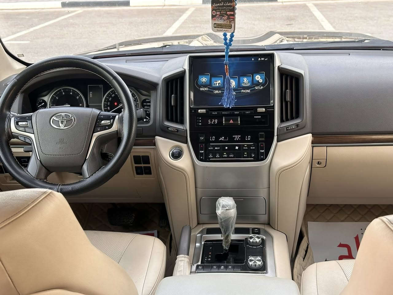 السلام عليكم لاندكروز ٢٠١٩ بريم اصل كفاله عامه من كلشي فول مواصفات استخدام شخصي رقم بغداد بسمي 
السعر ٥٣٠ وبيه مجال 
للاستفسار ***********
