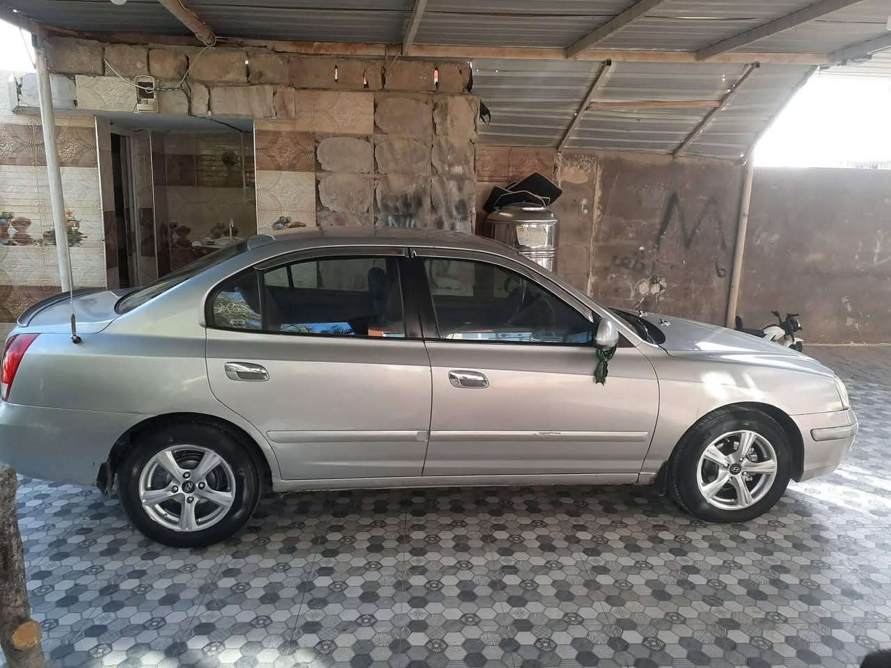 النتره موديل 2003 محرك 2000 اتماتيك صبغ عام جماليه تبريد ثلج تخم تاير جديد صدر مامي خلفي جديد سعرها ٦٣ بيها مجال مكان ديالى ***********
