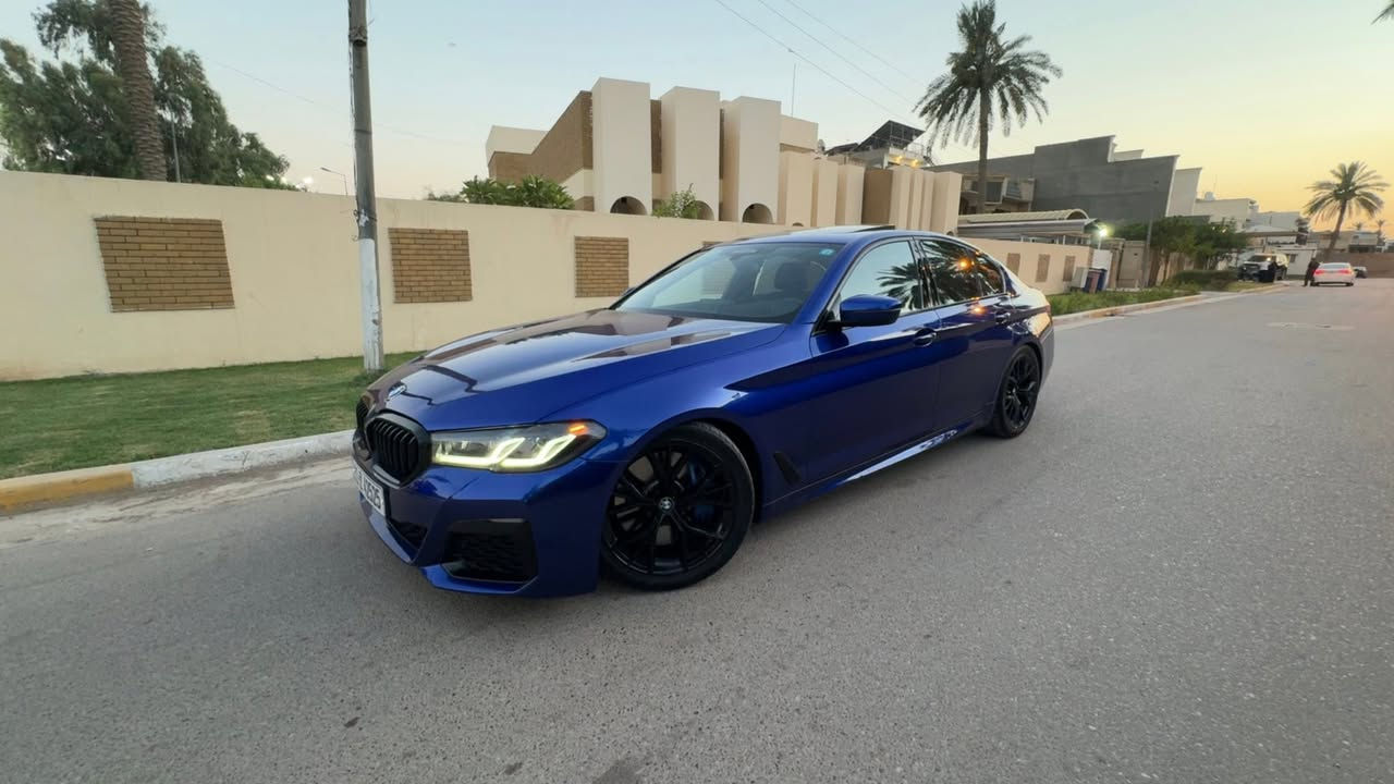 السلام عليكم

bmw540i 

موديل 2022 ام بكج اصل

ماشيه 45  الف كم

رقم بغداد

السياره فول مواصفات كلشي موضح بالصور 5 بردات ورادارات السياره لون مميز هذا اللون يجي بس بالام فايف وبيها لويات مهبطه من امريكا

السياره اي نقص ما بيها صفر مسج حتى الچيك طافي 

حادث بنيد و دعاميه بدون دواخل شاصي ولغد مكفول اير باك ستيرن ودشبول

السعر 35000$ يعني 350 ورقه

للاستفسار ***********
