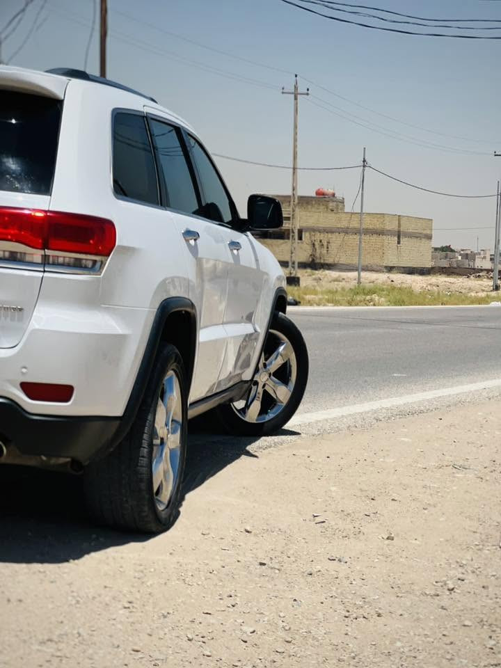 جيب لاريدو14 رقم بغداد الجديد
راسلني واتساب ادزلك سونار سياره

160وبيخها مجال قليل مكانها نجف

‭***********‬

اتصال واتساب فقط اجاوب ومتواجد
