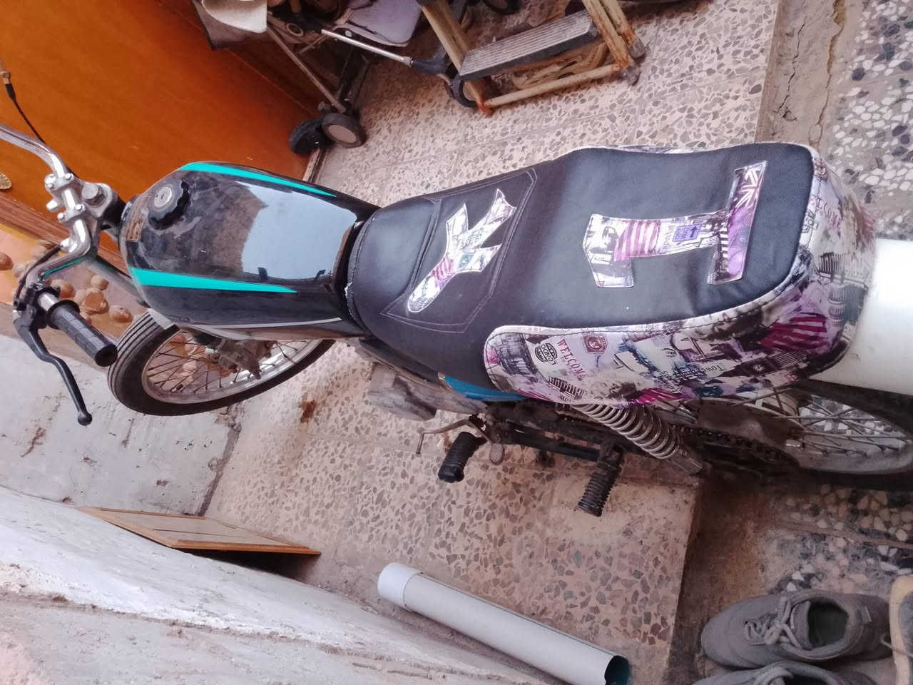 كلك للبيع مكاني نجف شارع المطار السعر 350 دراجه جاهزه بس الكابريته تعبانه رقمي ***********
