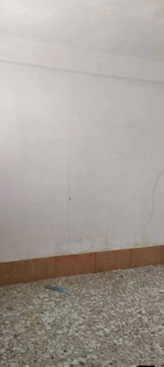 بيت للايجار
المساحه 80 متر ع ساحه الايجار 200
الموقع النجف حي النداء شارع المكاتب قرب سوك
يتكون من غرفه وصاله وستقبال ومطبخ وصحيات


**إذا كنت صاحب هذا الإعلان وتريد حذفه لأي سبب، رجاءا أرسل رسالة إلى الدعم الفني**