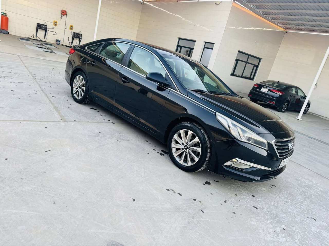 السلام عليكم
بيع او مراوس 

سوناتا 
مديل ٢٠١٧ 

رقم سليمانية شرط التحويل 

حادث جاملغ امامي فقط بدون دواخل بدون ايرباك
ماشية ٧٦ ميل حقيقي

مكان السيارة بغداد

للاستفسار 
***********
