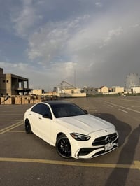 شباب مرسيدس C300 2023 فول فول  للاخير مواصفات بانوراما  بصمه  بصمه ابو...