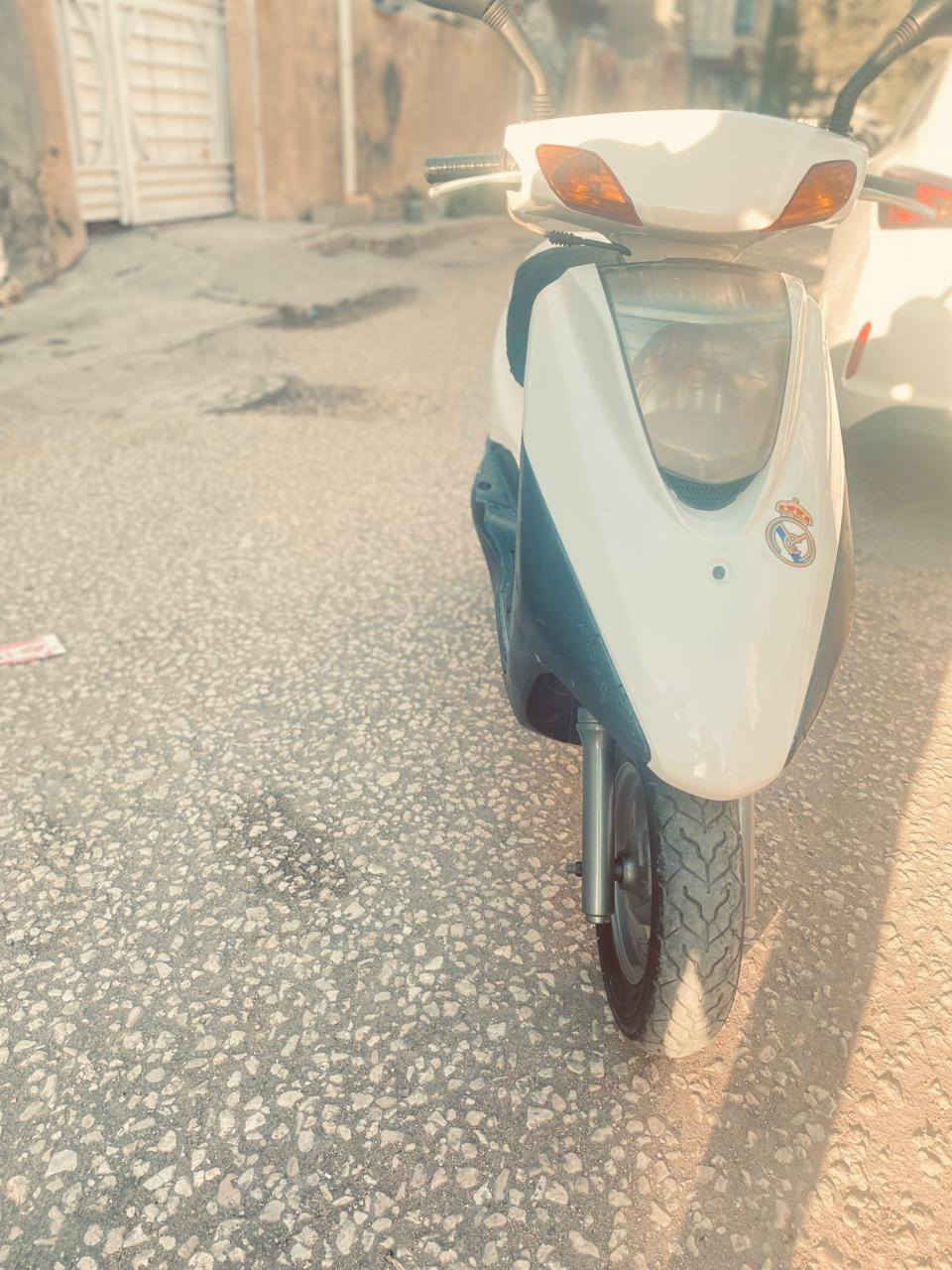 السلام عليكم دراجه ابريز للبيع كهربايات كلة شقالة 
و نضيفة بمعنة الكلمة و الدراجة مكينة مفتوحة  السفتسار ***********
