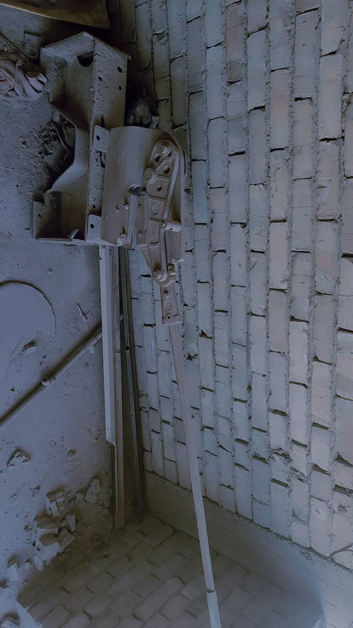 ل بيع مقص شيش تسليح حجم كبير  تواصل عله وتساب ***********
