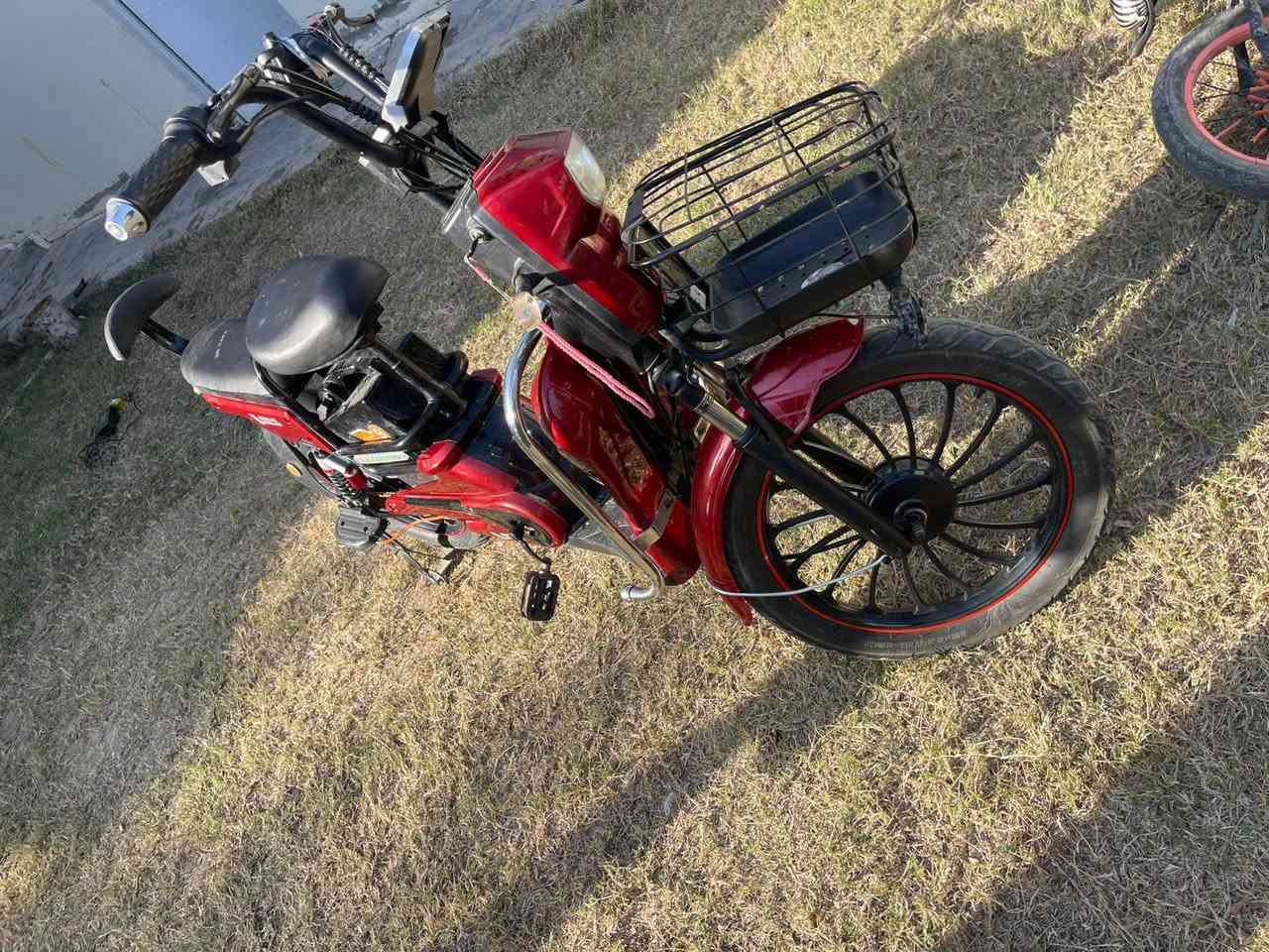 بايسكل شحن موديل 2025    5 بطاريات دراجة خير من الله ما متعوبه السعر 300 و بي مجال المكان الوجيهيه قريه العزيه‏‪
‏‪0789 157 0218‬‏
