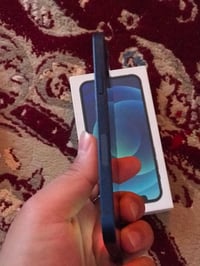 ايفون ١٢ • ١٢٨ جيجا • بطارية ٧٩%