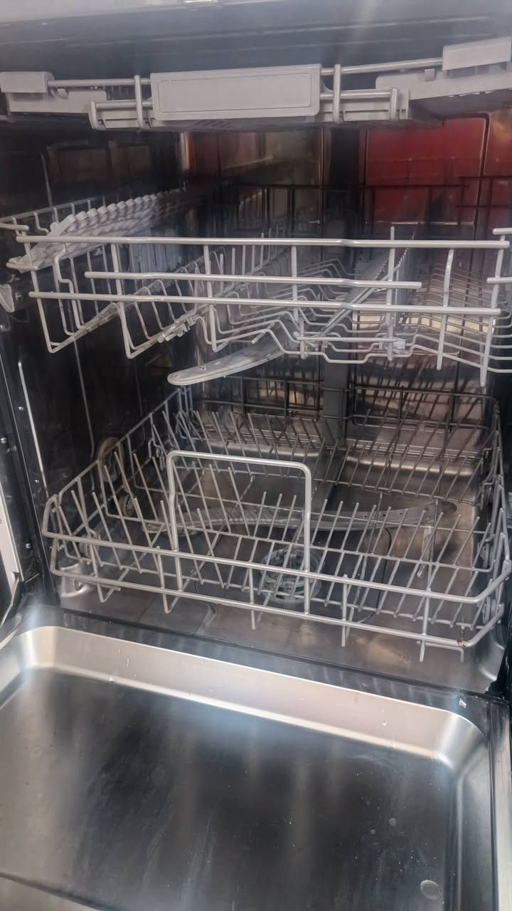 غسالة صحون للبيع سعر الشراء 750 سعر البيع 500 قفل
مكاني كربلا قرب مشفى الكفيل وبعدهة جديدة حتى دفتر الضمان موجود مصارلهة هواي من اشتريتهة
سبب البيع المي ضعيف عندي ومرة يجي ومرة ميجي


**إذا كنت صاحب هذا الإعلان وتريد حذفه لأي سبب، رجاءا أرسل رسالة إلى الدعم الفني**